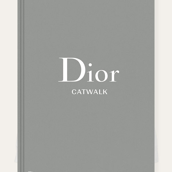 New book in my collection✨ #asmr #diorcatwalk #dior #catwalk #book #un
